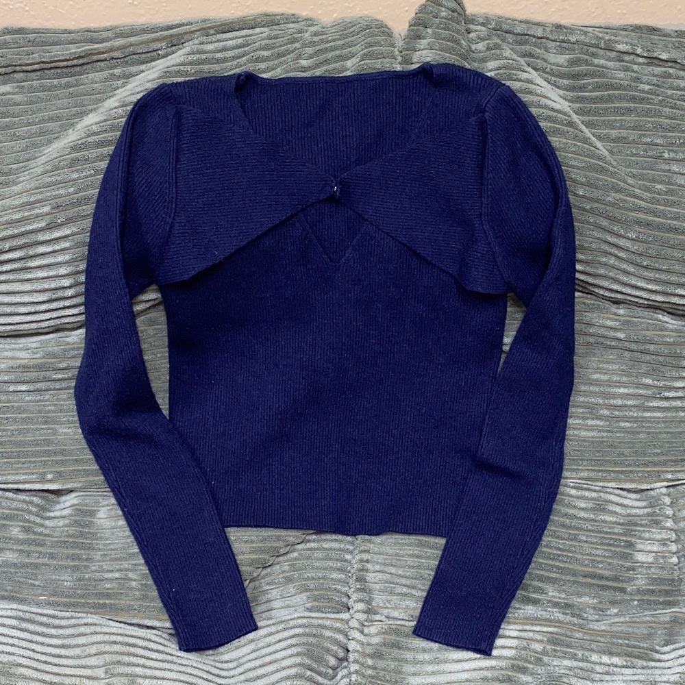 Off-the-Shoulder Twist Knit Sweater in Navy